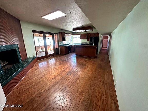 3rd image of 8430 E Albion Pl