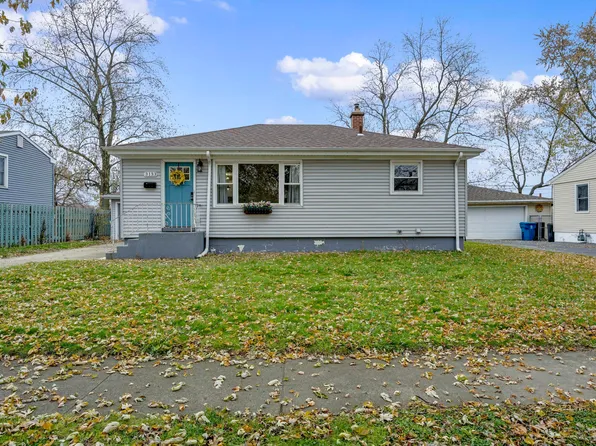 3133 Glenwood St, Highland, IN 46322