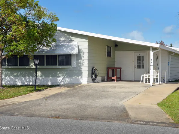 642 Periwinkle Cir, Barefoot Bay, FL 32976