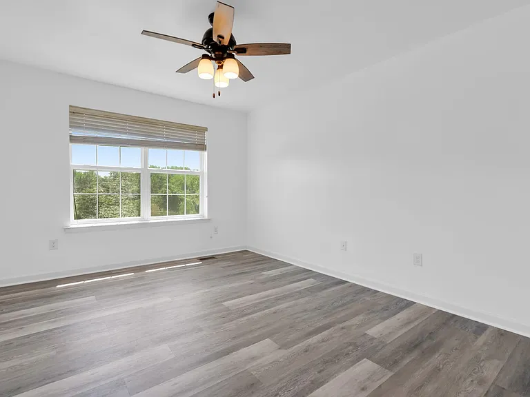 245 Snapdragon Way — Photo 10