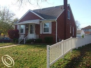 1st image of 18065 Hanna St