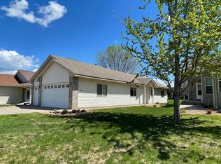 8035 Benjamin St NE, Spring Lake Park, MN 55432