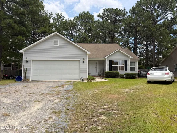165 Pecan Lane, Aberdeen, NC 28315
