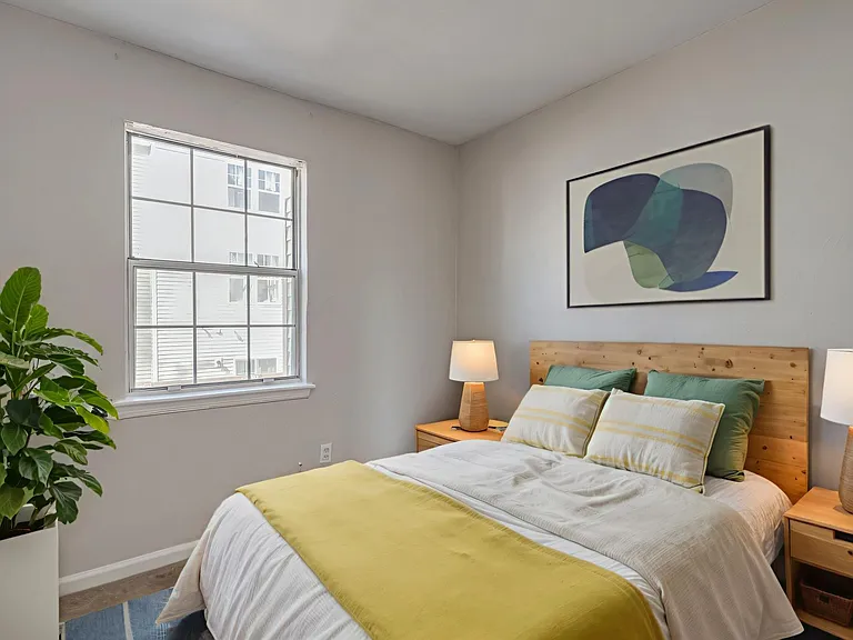 436 Peregrine St — Photo 32