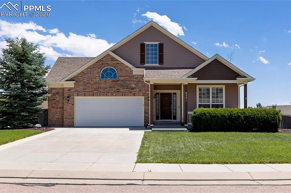 1st image of 9341 Royal Melbourne Cir