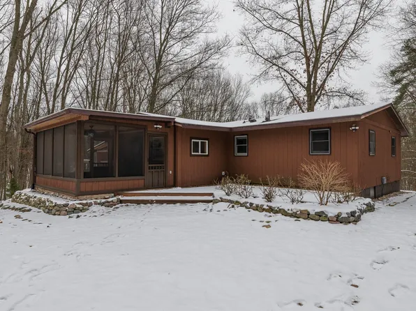 9321 Linda Ln, Richland, MI 49083