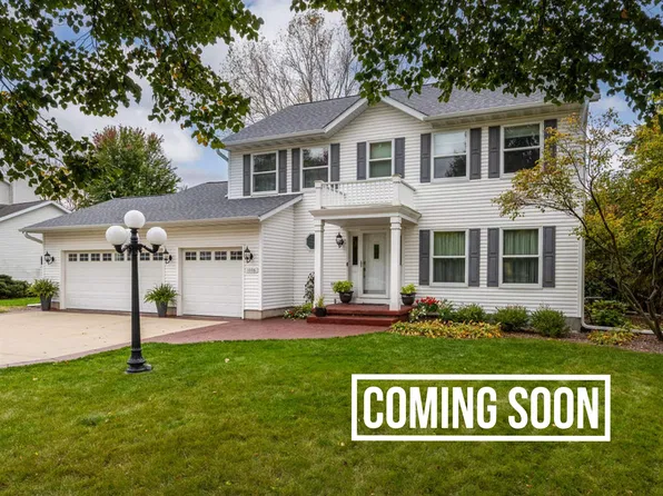 1098 Lori Ln, Sun Prairie, WI 53590