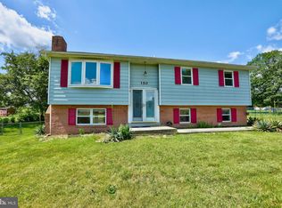 150 Lindsey Dr, Charles Town, WV