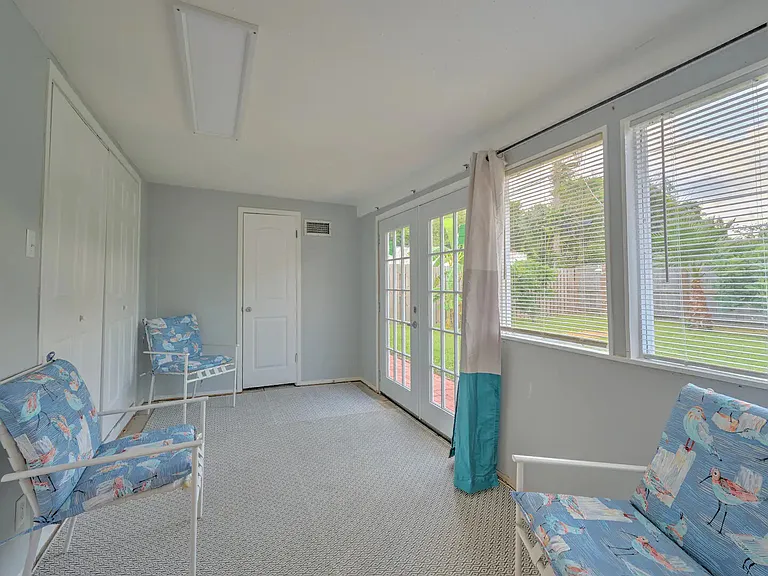 San Jacinto Dr — Photo 18