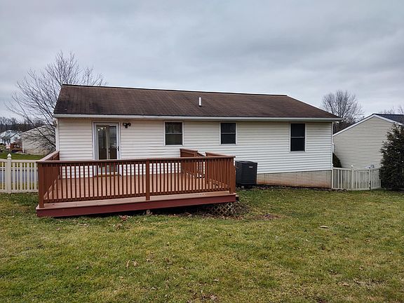 GREAT, PARTIALLY FENCED BACK YARD