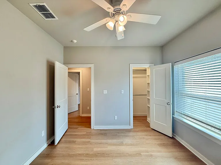 4822 FM 346 E — Photo 12