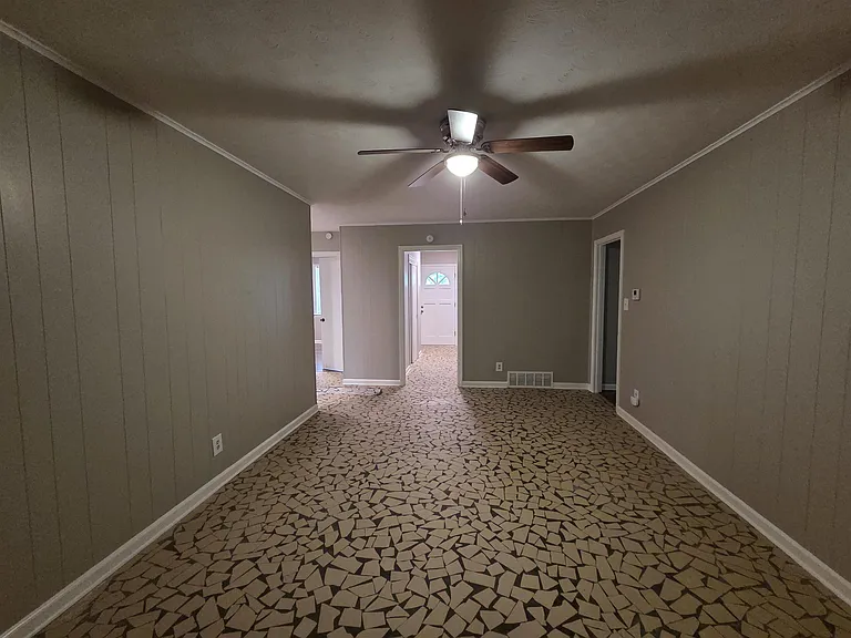 4723 Wooddale Ave — Photo 21