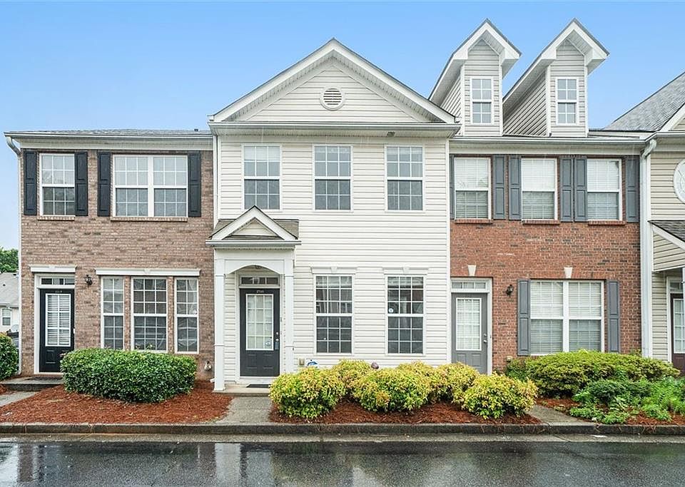 1st image of 2709 Heathrow Dr