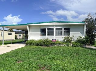 937 Kenoma W, Venice, FL 34285