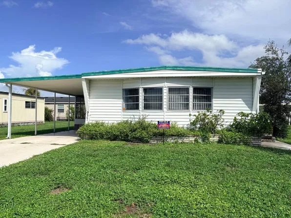 937 Kenoma W, Venice, FL 34285