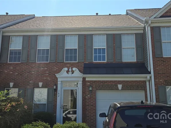 162 Autumn Falls Dr, Clover, SC 29710