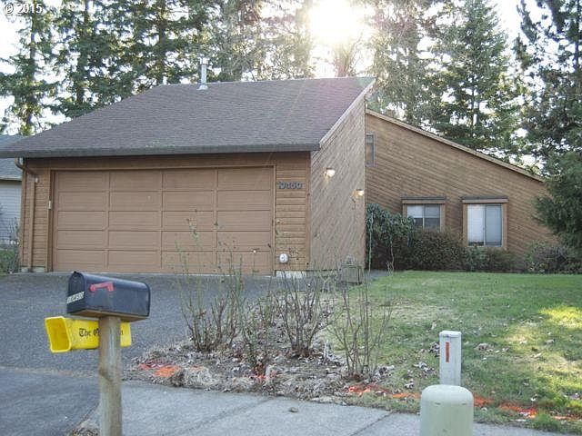 1st image of 10450 SW Grant Ct