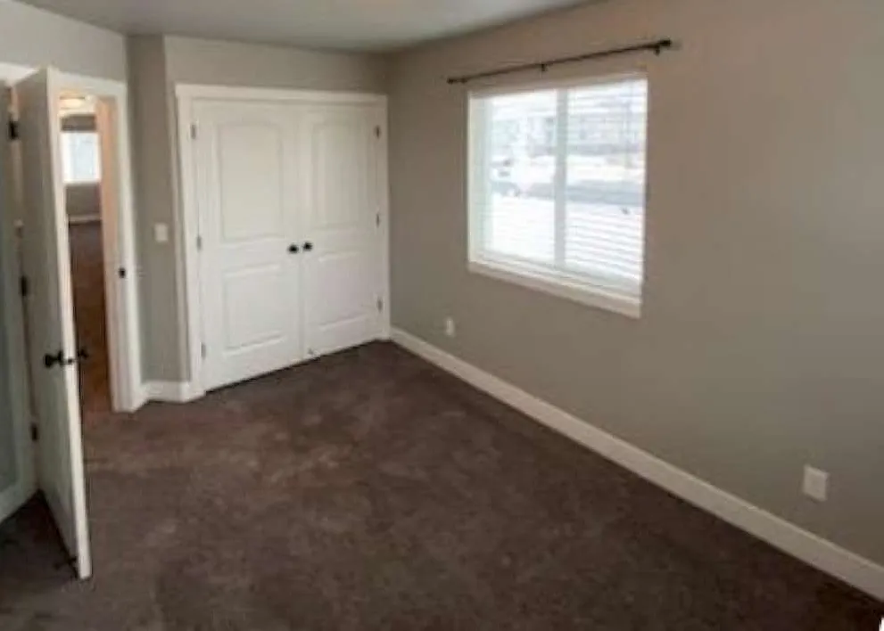 3 bed, 2.5 bath, 1610 sqft, $500 — Photo 3