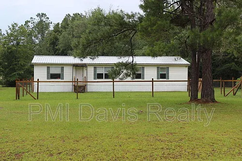 4687 Mayflower St Photo 1