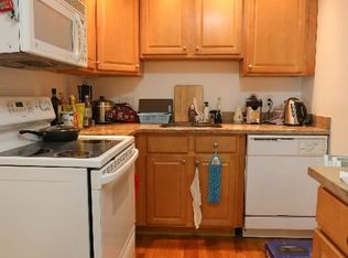 15 Euston Rd APT 11E, Brighton, MA 02135