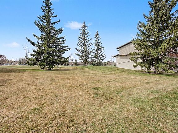 2nd image of 200 E Brookpark Dr SW #814