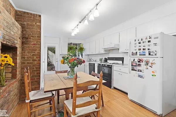 Rented by Brown Harris Stevens | media 9