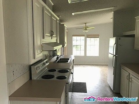 5th image of 132 Cypress Grove Ln
