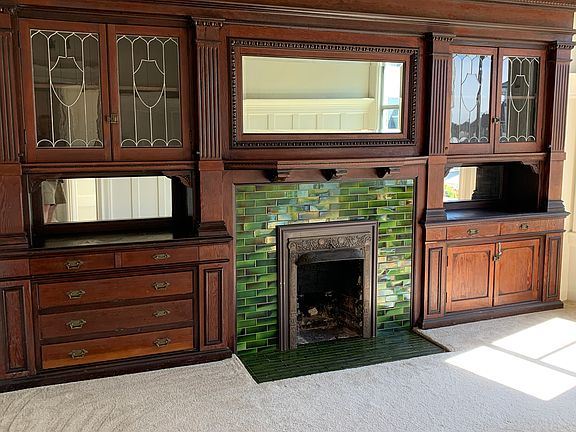 3rd image of 811 Ashbury St APT 3