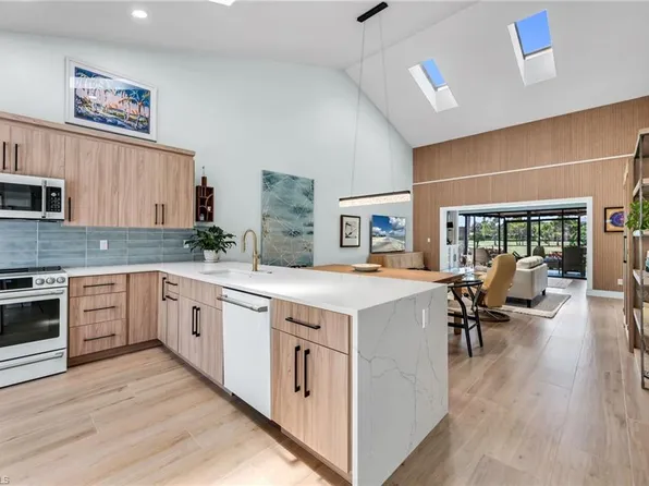 182 Bears Paw TRL, NAPLES, FL 34105