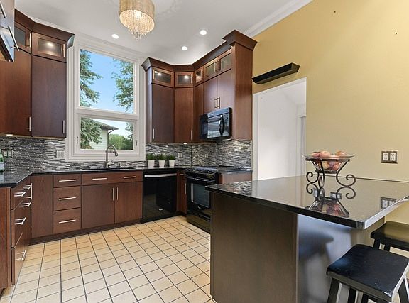 5th image of 2937 Northcreek Dr