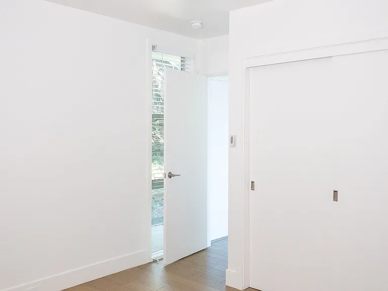 77 Bulkley Ave #12 — Photo 14