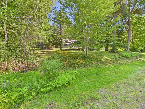 30 Patricia Ann Drive, Tilton, NH 03276