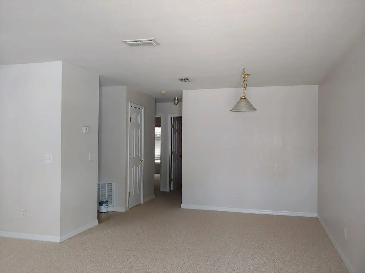 2 bed, 1100 sqft, $1,395 — Photo 2