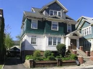 300 Renner Ave, Newark, NJ 07112