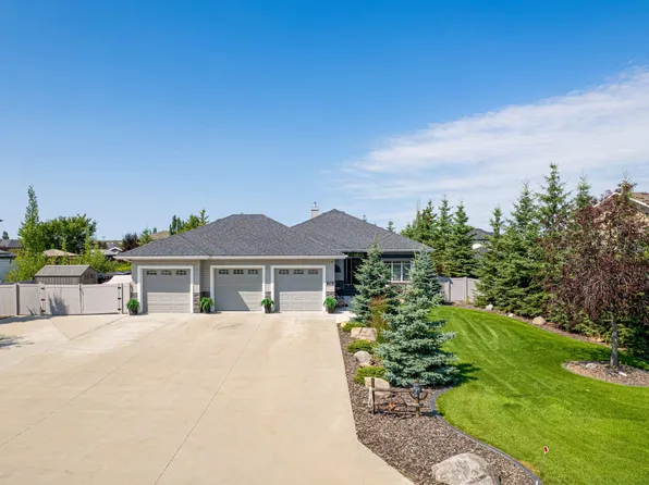 156 Greenfield Way, Fort Saskatchewan, AB T8L 4P8