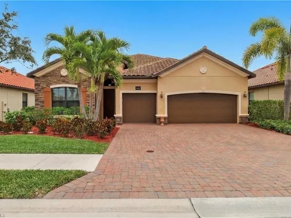 28103 Kerry CT, BONITA SPRINGS, FL 34135