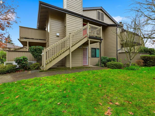 2001 Lake Isle Ter, Eugene, OR 97401