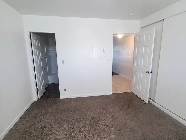 615 S Alder St #16 — Photo 7