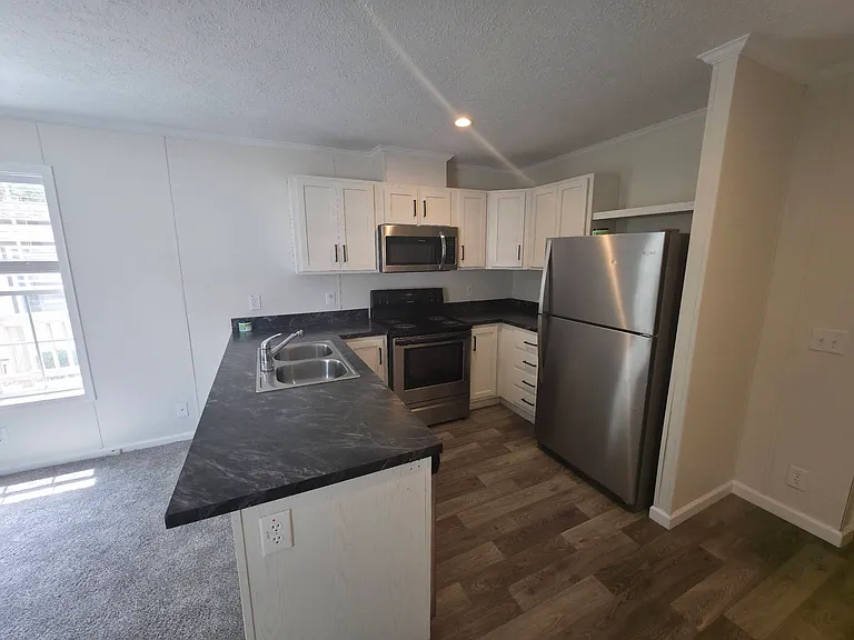 1440 W Plum St #128 — Photo 7