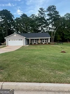 546 Clydes Way photo 1