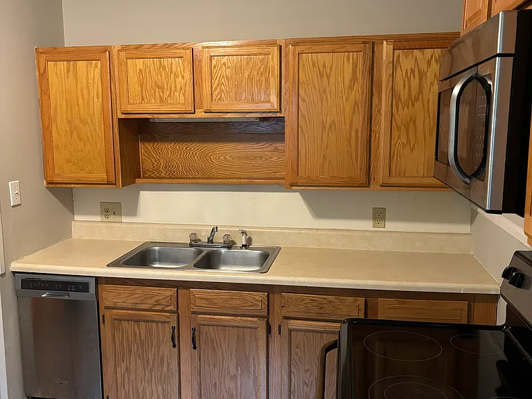 505 Corona St — Photo 5