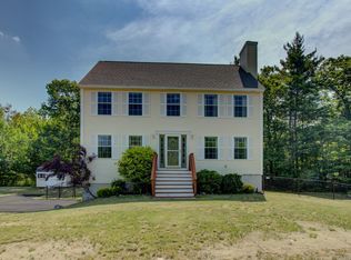 91 Governors Rd, Rochester, NH 03867