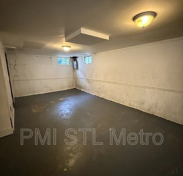 10435 Castle Dr — Photo 10