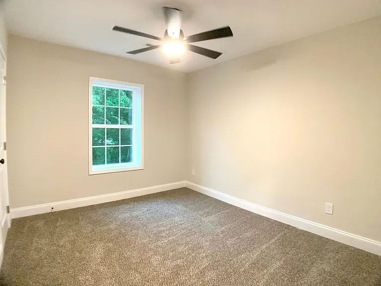917 Sinclair Dr — Photo 23