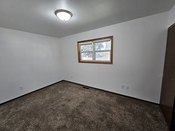 4th image of 6323 N 104th St
