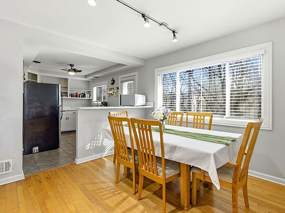 5th image of 2440 183rd St