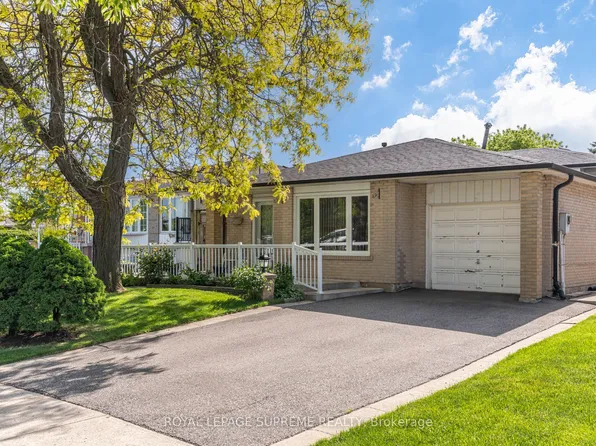 7236 Meyer Dr, Mississauga, ON L4T 3A9