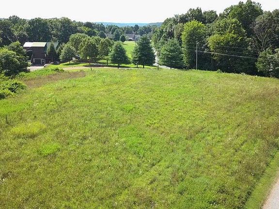 5th image of 1034 Thornberry Trce