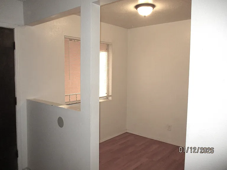 1808 Mary Ellen St NE #D — Photo 9