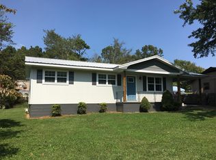 533 Ballplay Rd, Madisonville, TN 37354